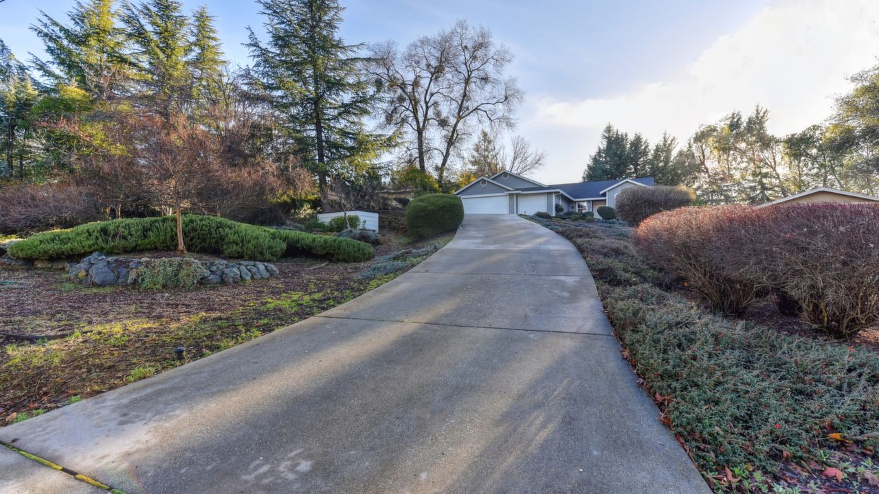 24643 Oro Valley Rd., Auburn, CA, 95602 Scene 1