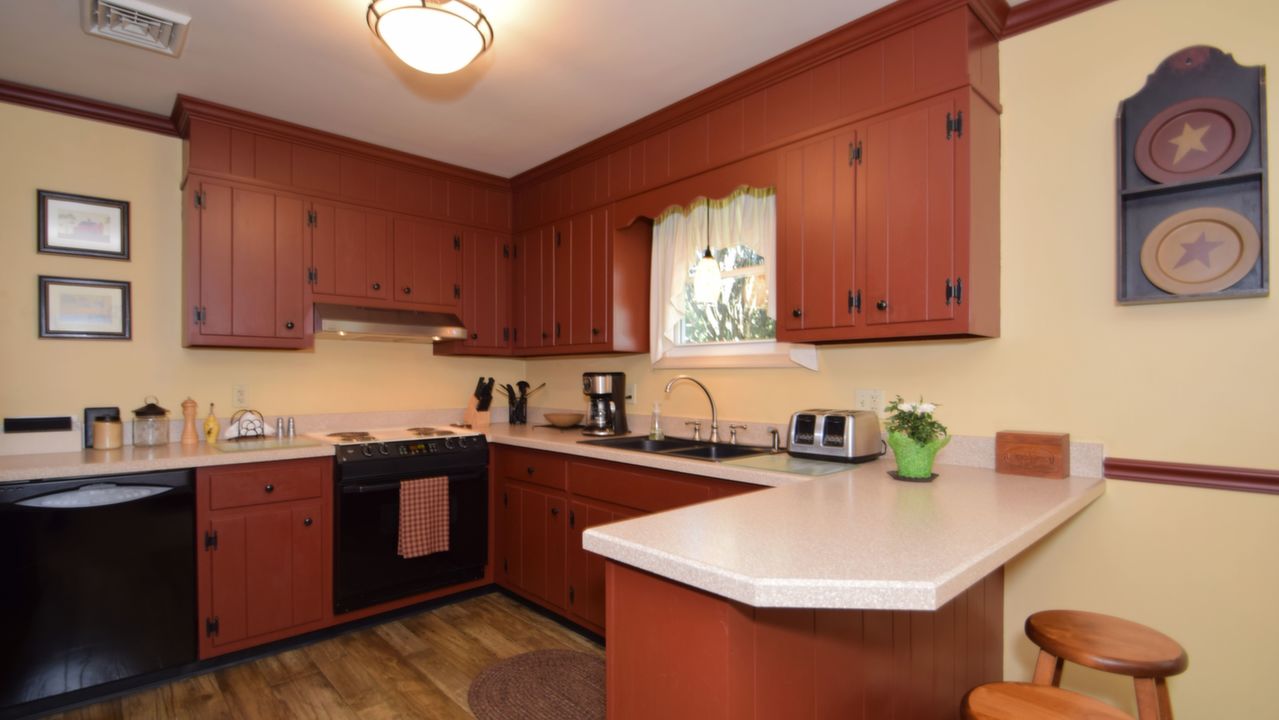 2395 Sunnyslope Dr, Pottstown, PA, 19464 Scene 2