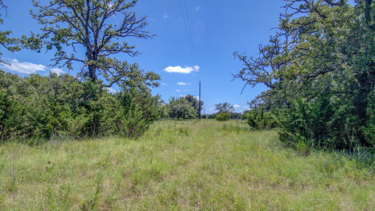 0 R 225, Briggs, TX, 78608 Scene 3