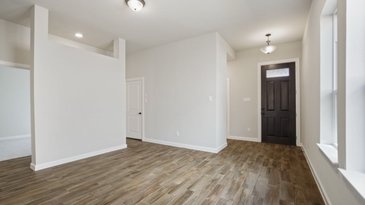 27011BrightonValleyWay_004