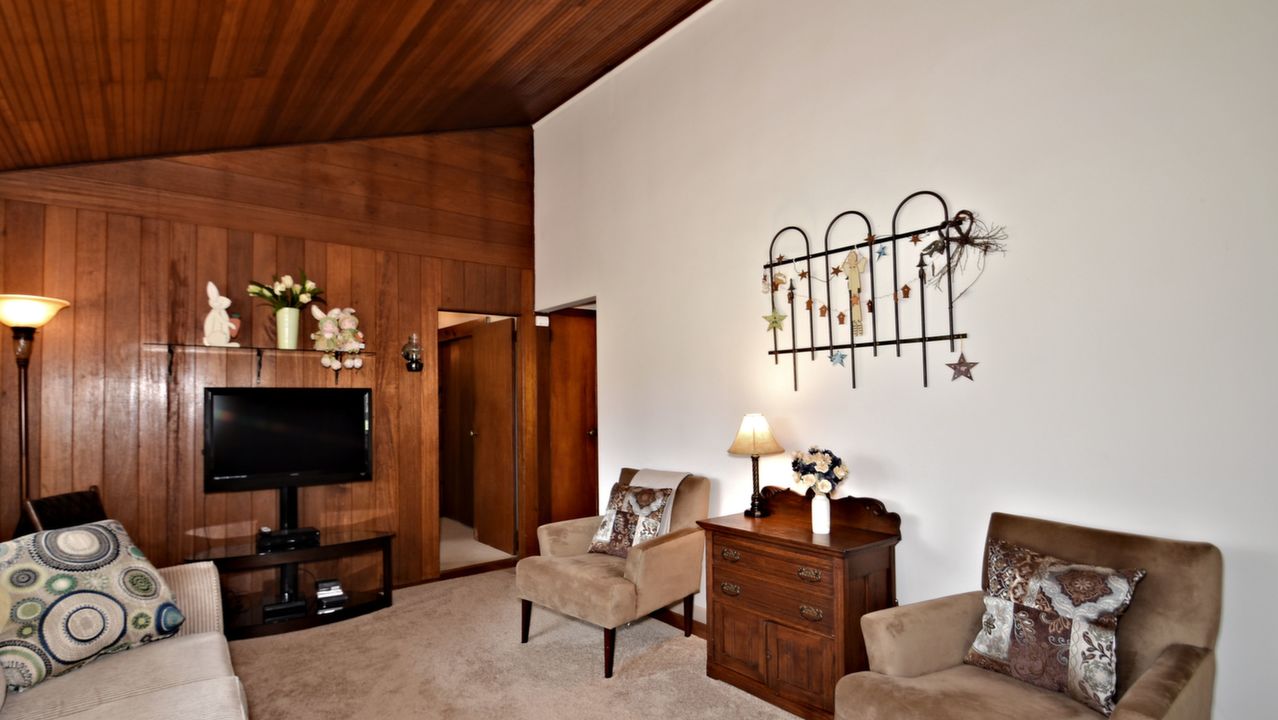 1554 N Trooper Rd, Norristown, PA, 19403 Scene 2