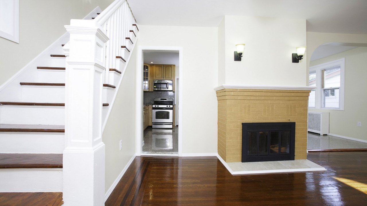 172 Willow Avenue, Hempstead, NY, 11550 Scene 2