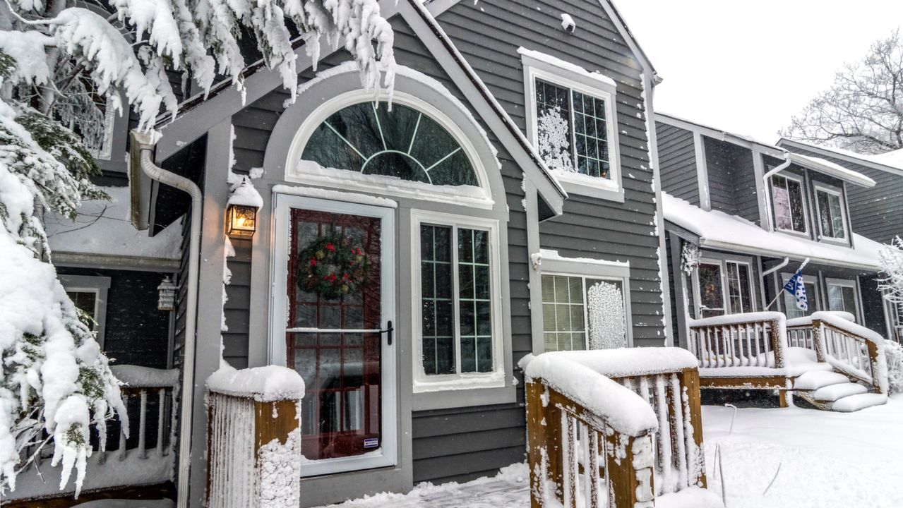 2104 S Ridge Terrace_2