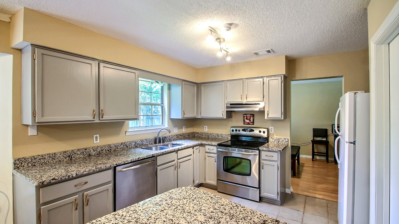 520 Oemler Loop, Savannah, GA, 31410 Scene 3