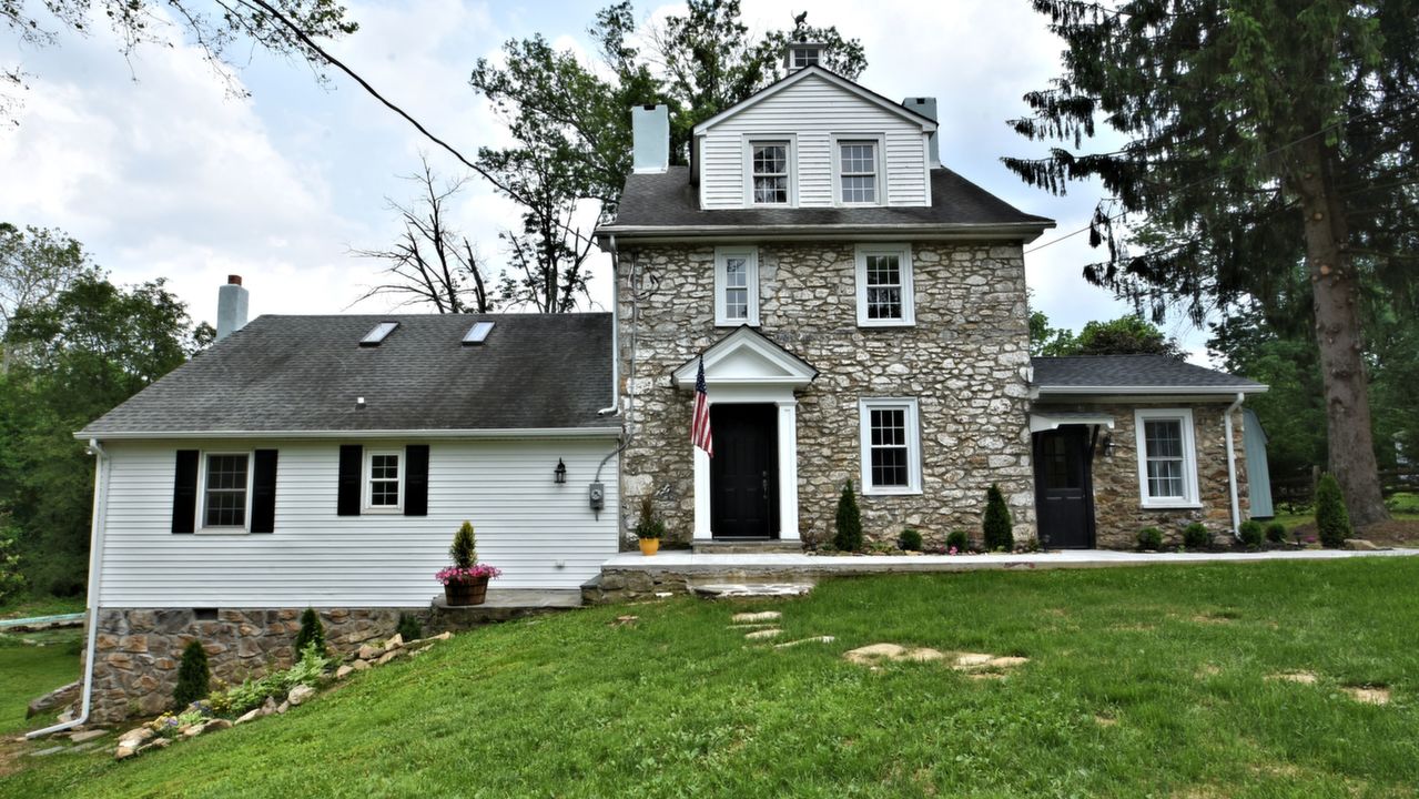 15 Buck Rd, Holland, PA, 18966 Scene 1