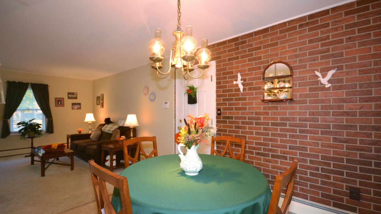 26 Hearth Rd, Levittown, PA, 19056 Scene 3