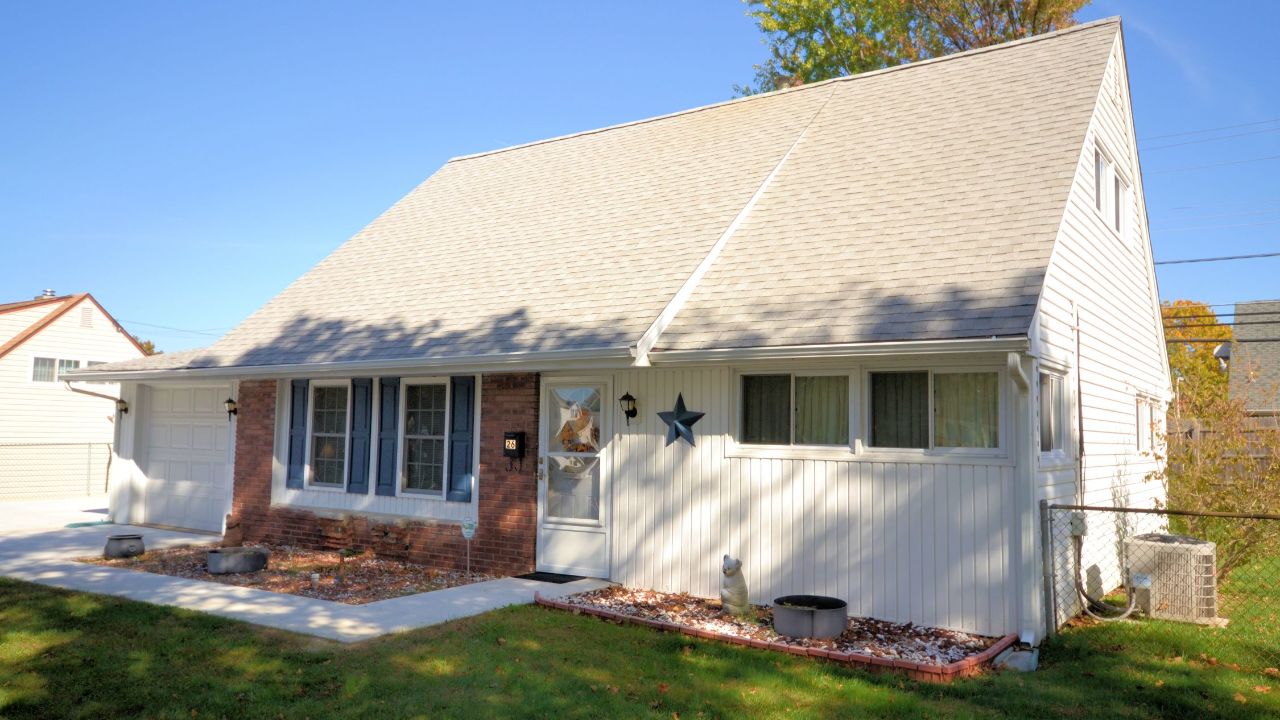 26 Hearth Rd, Levittown, PA, 19056 Scene 1