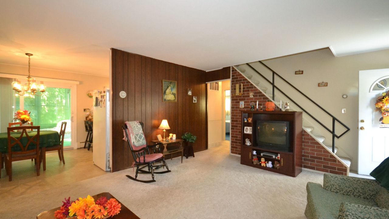 26 Hearth Rd, Levittown, PA, 19056 Scene 2