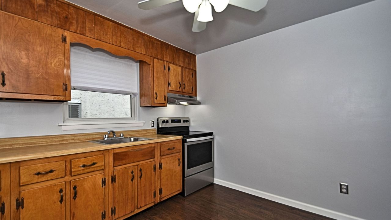 1008 Sterigere St, Norristown, PA, 19401 Scene 3