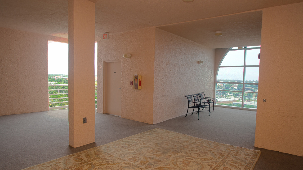 Verandah to Front Door