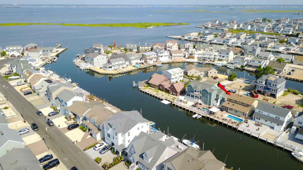 222 Haddonfield Ave, Lavallette, NJ, 08735 Scene 2