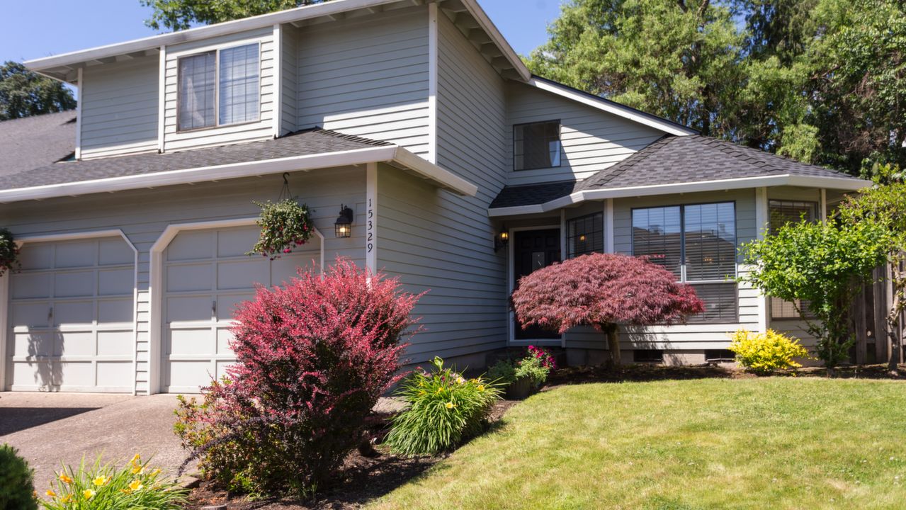 15329 SW Thurston Ln.,, Portland, OR, 97224 Scene 1