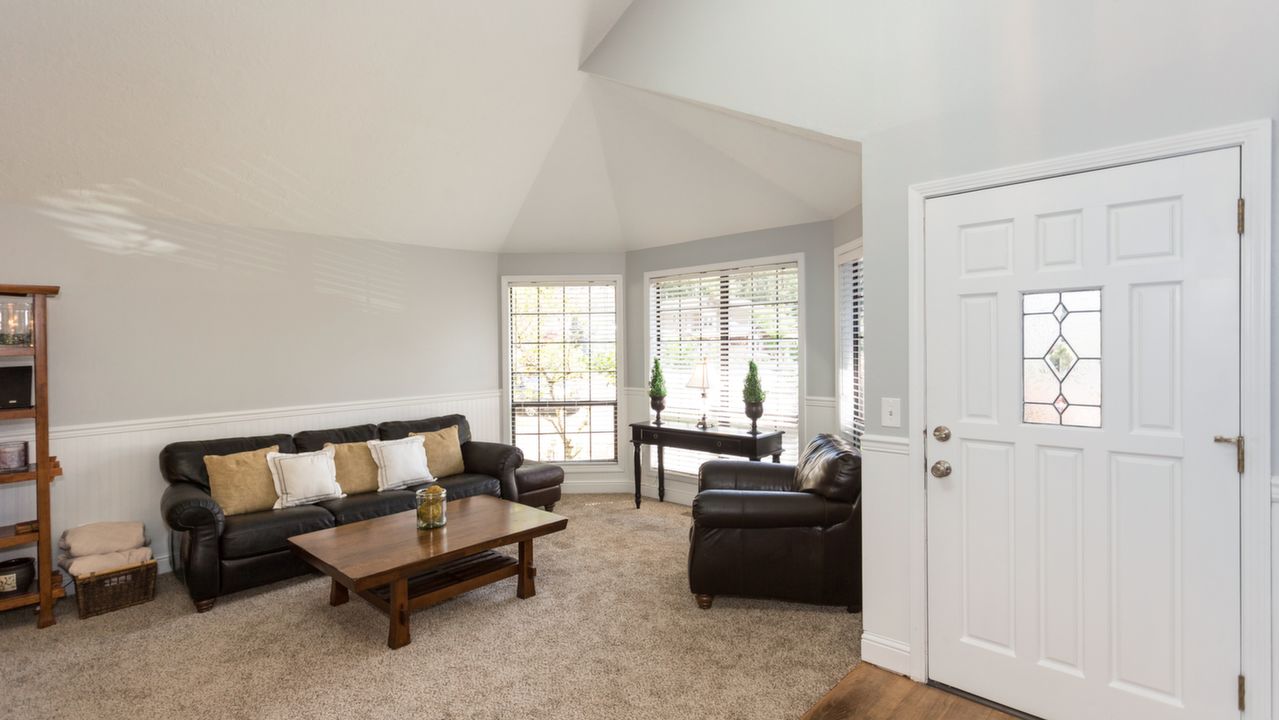 15329 SW Thurston Ln.,, Portland, OR, 97224 Scene 3