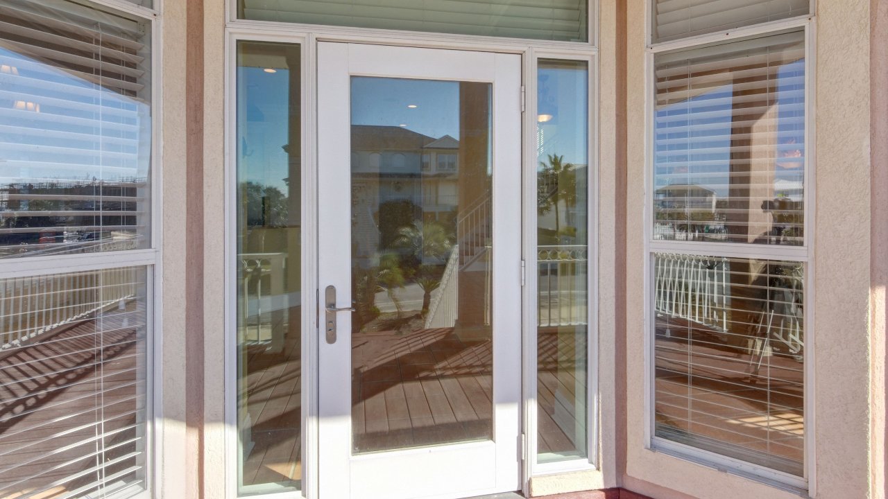 04_Entrance_00