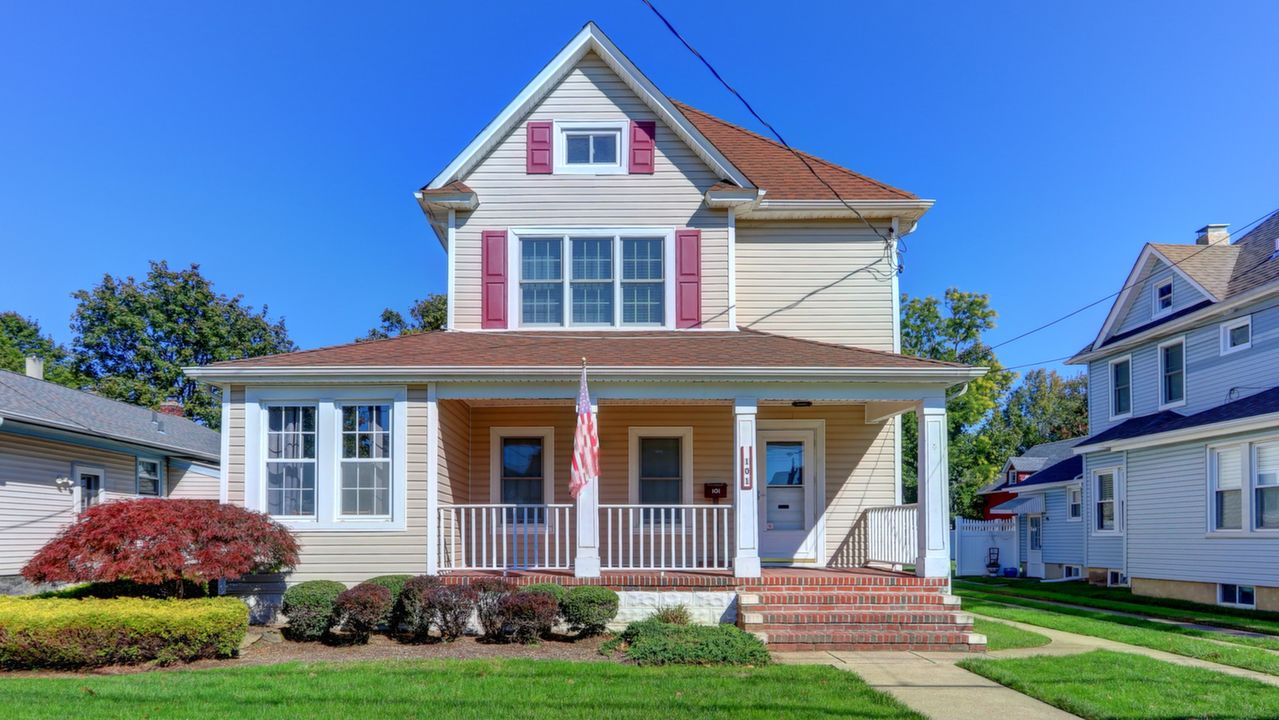 101 Union Pl, Lynbrook, NY, 11563 Scene 1