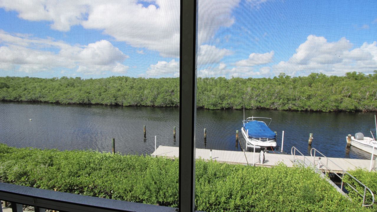 LANAI WATER VIEW