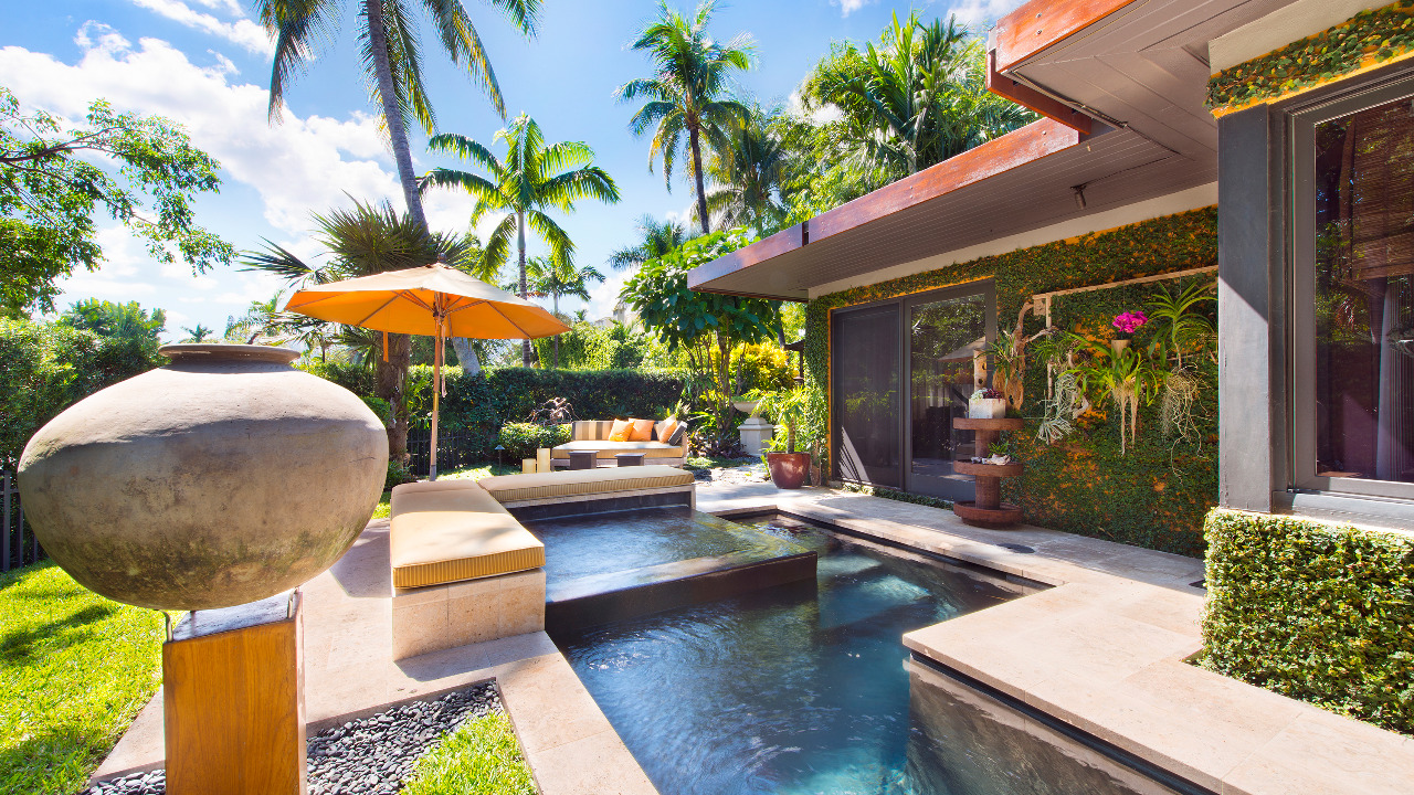 Patio_Area