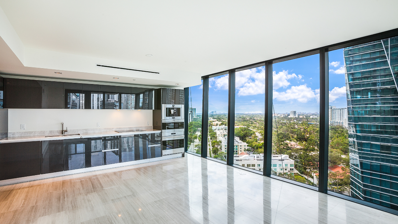 Echo-Brickell-#1606-04