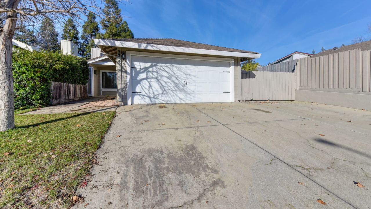 3253 Lowther Way, Antelope, CA, 95843 Scene 1