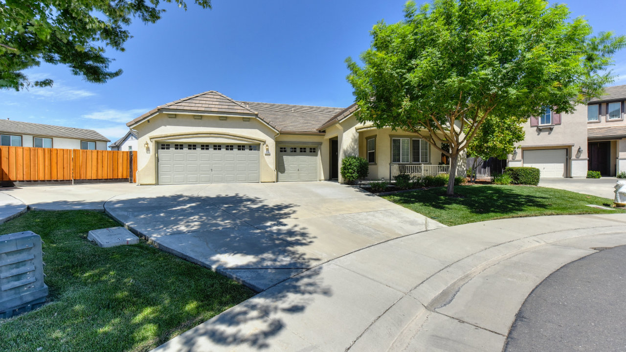 10306 Braga Ct., Elk Grove, CA, 95757 Scene 3