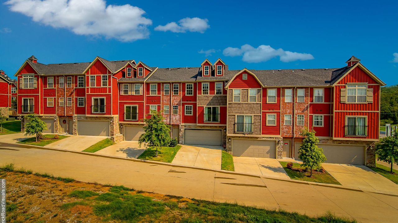 2828 Hillshire, Fayetteville, AR, 72704 Scene 1