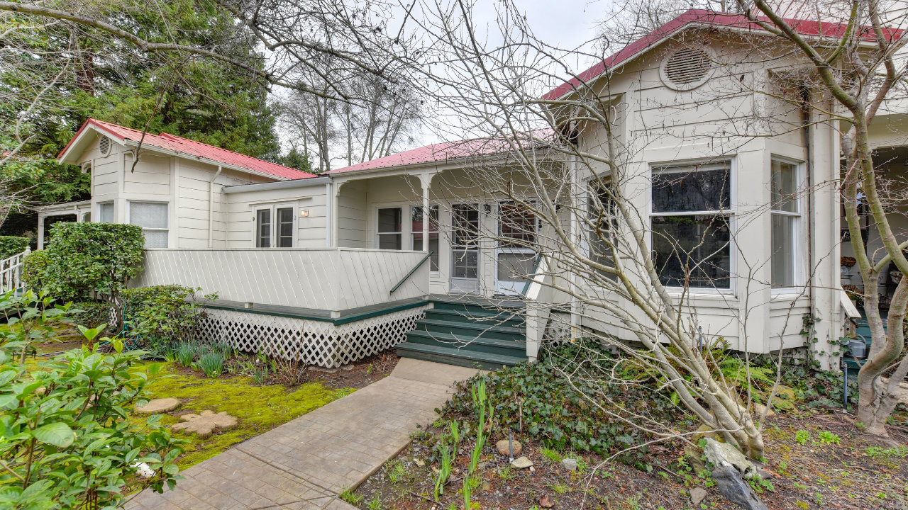 511 Clinton Rd., Jackson, CA, 95642 Scene 1
