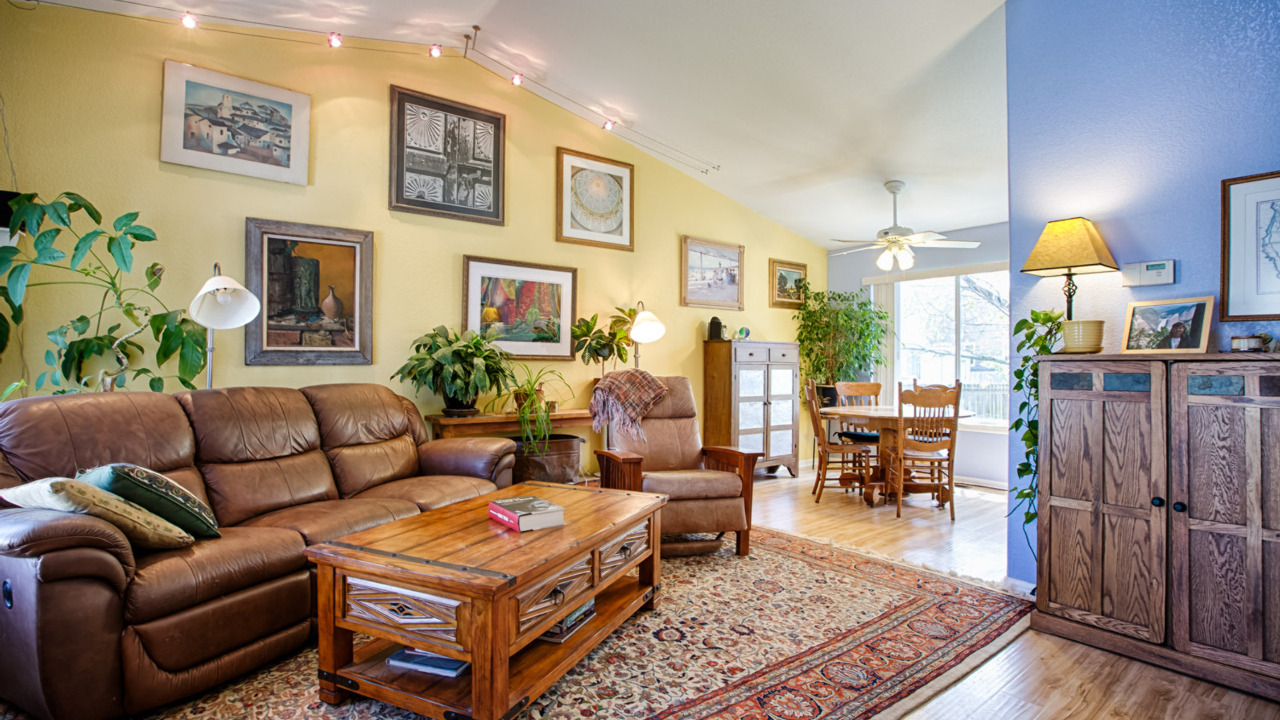 Spacious Living Room