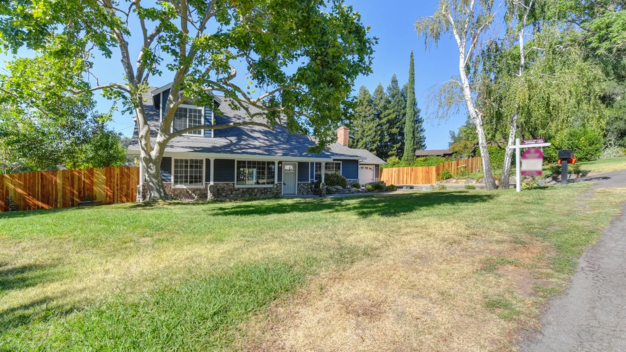 8037 Archer Ave, Fair Oaks, CA, 95628 Scene 1