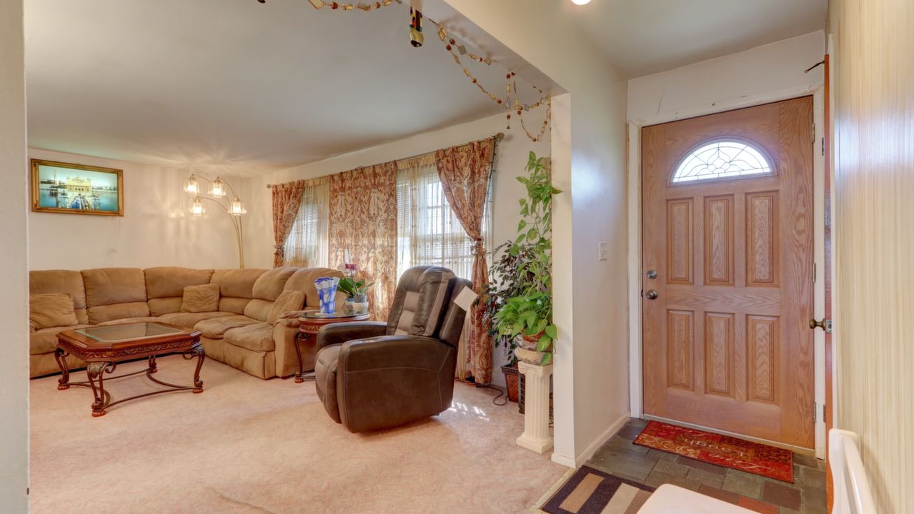 Foyer Living Room