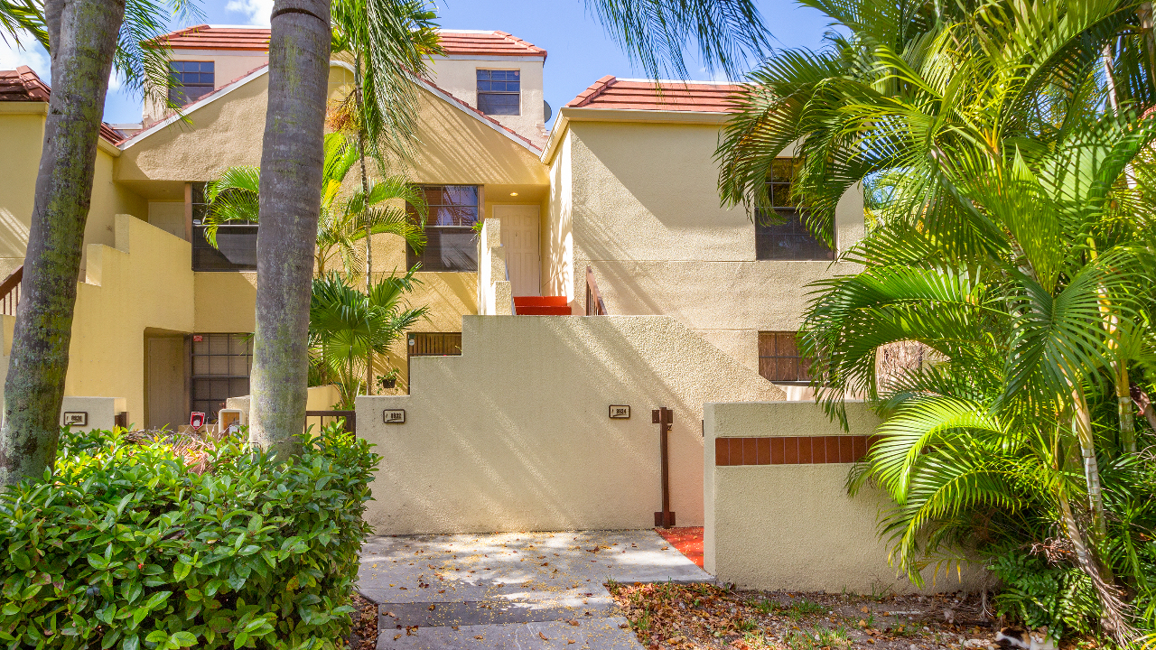 Elan-At-Calusa-Condo-III-#B201-01