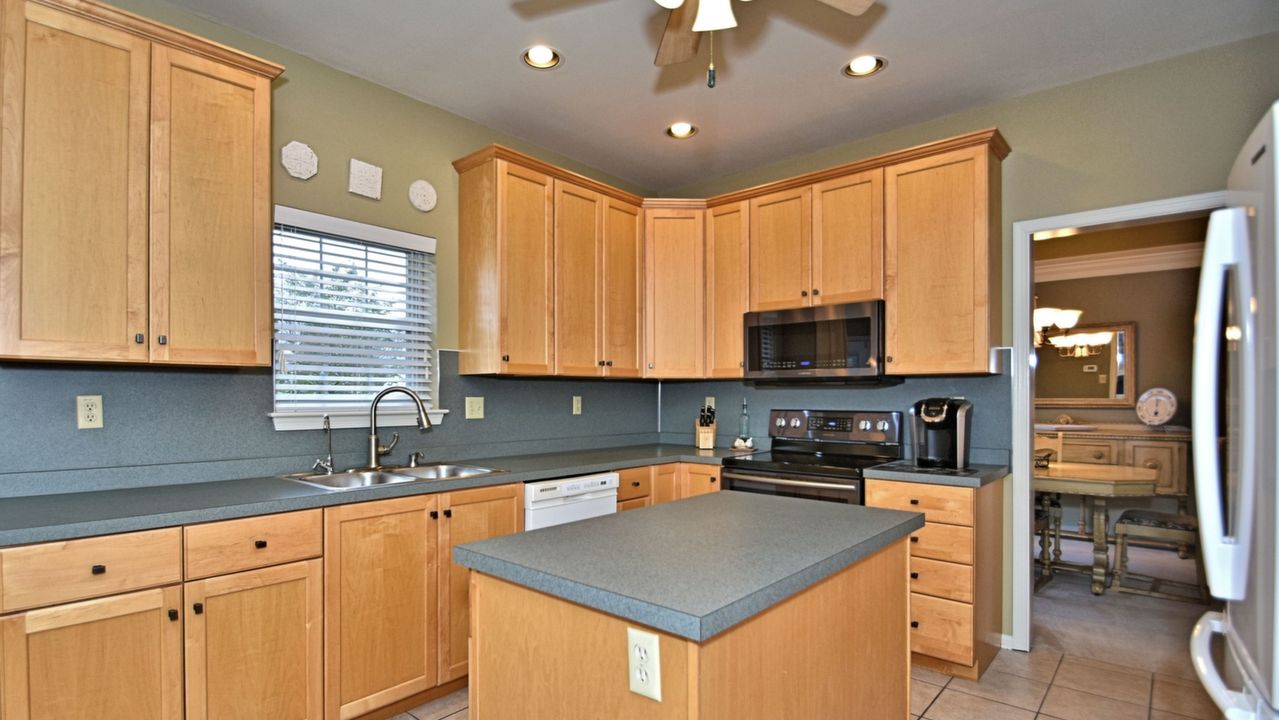 3870 Brian Ct, Collegeville, PA, 19426 Scene 2