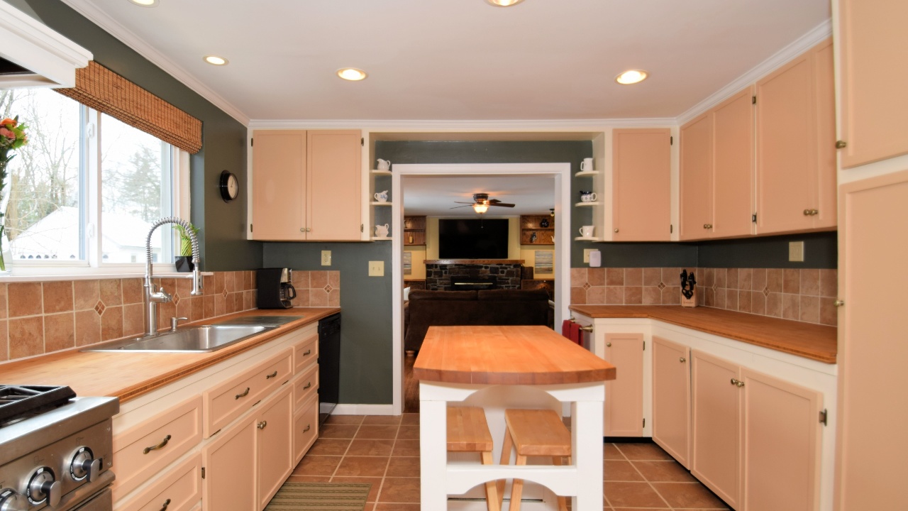 19 Orchard Ln, Audubon, PA, 19403 Scene 4