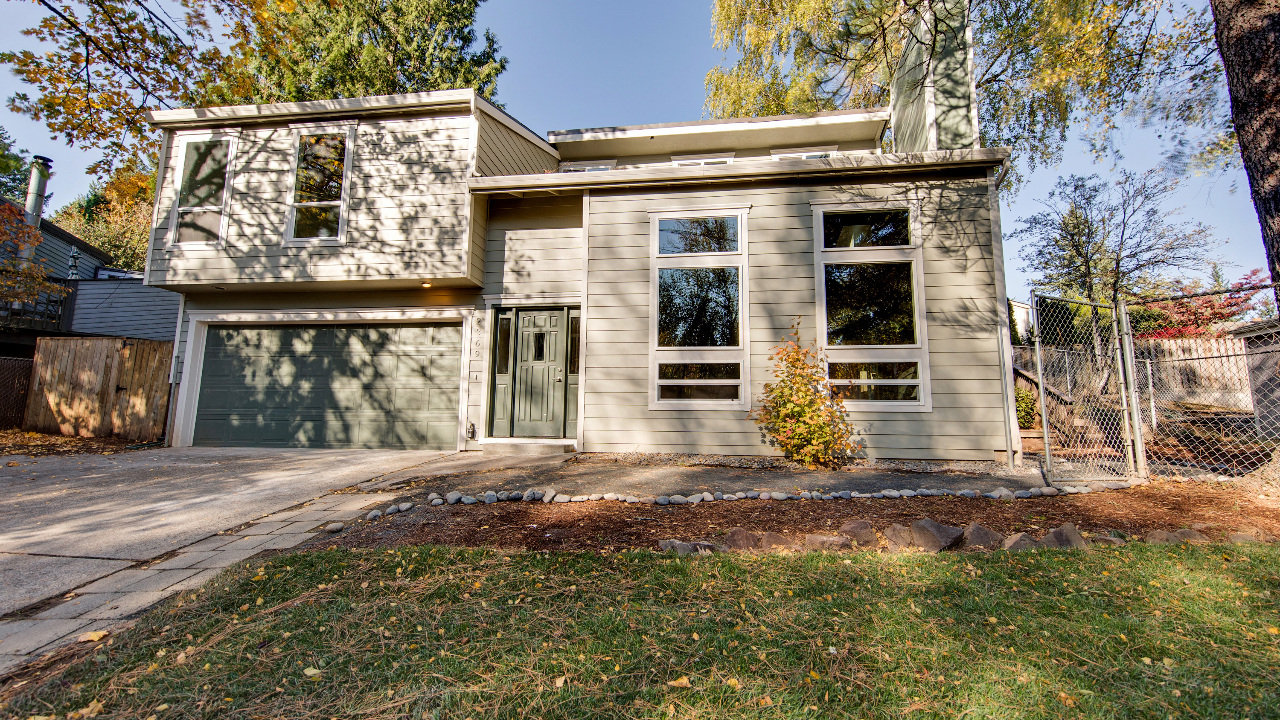 2369 SE Regner Rd, Gresham, OR, 97080 Scene 3