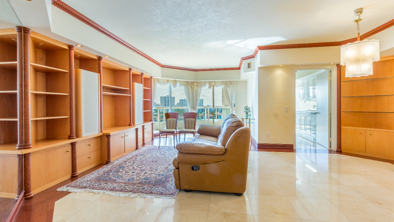 N Twr At The Point #1201-02