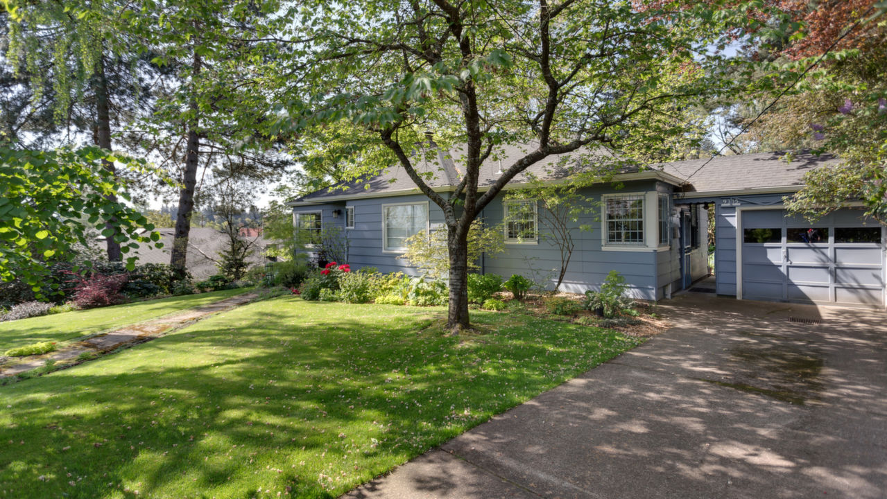 9335 SW 35th Ave.,, Portland, OR, 97219 Scene 3