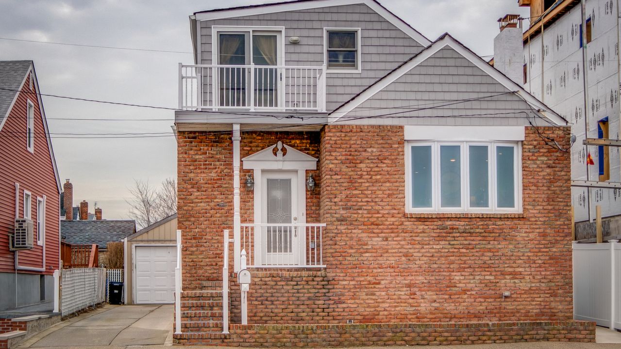 130-09 Beach Channel Dr,, Far Rockaway, NY, 11694 Scene 1