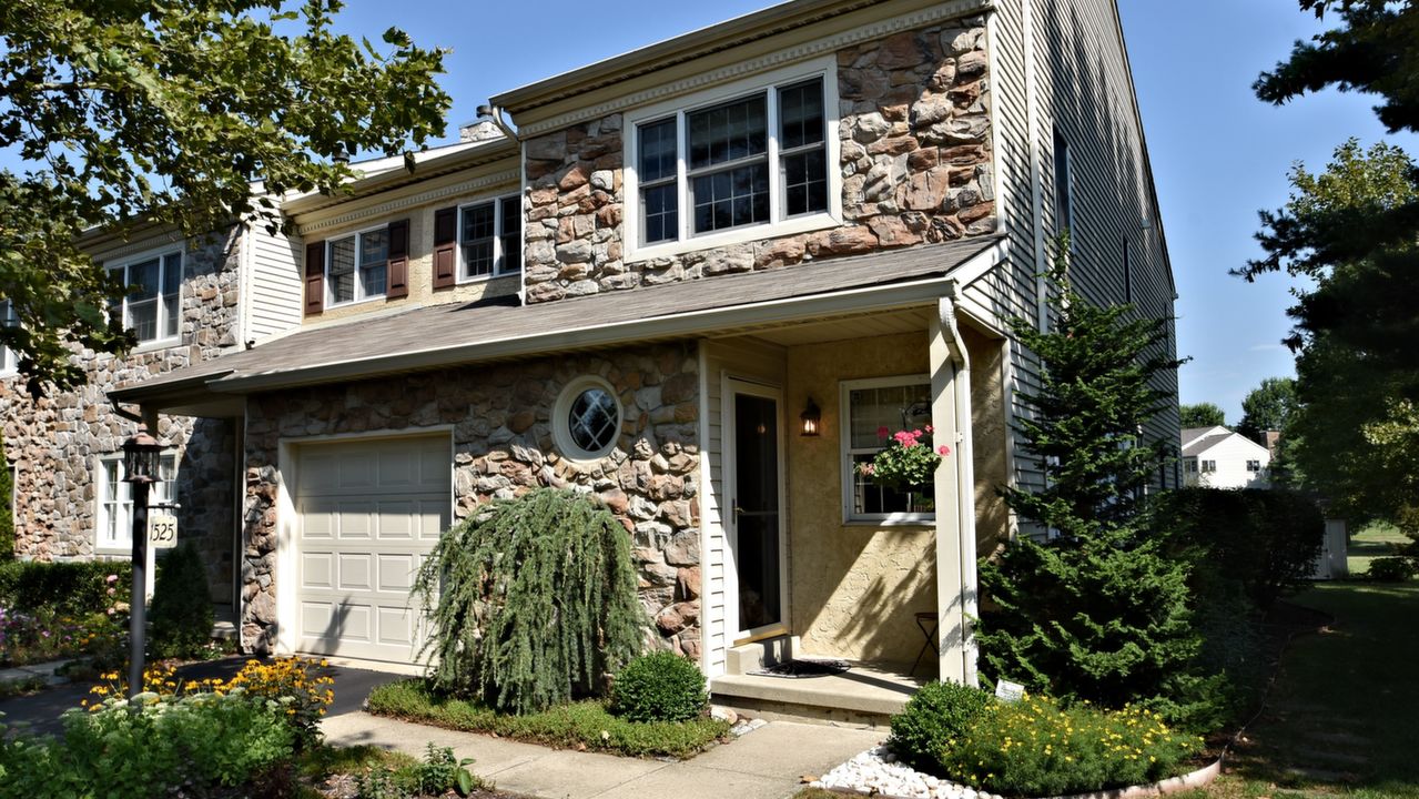 1525 Isaacs Ct, Ambler, PA, 19002 Scene 1