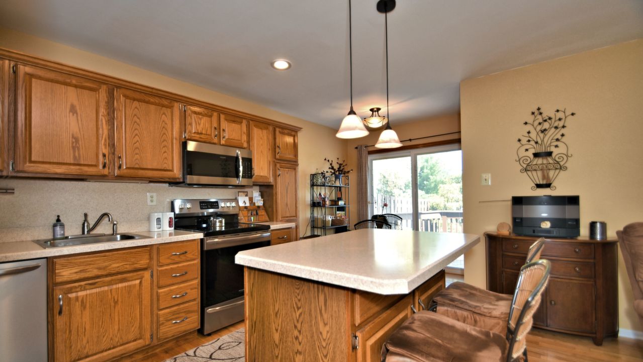 1525 Isaacs Ct, Ambler, PA, 19002 Scene 3