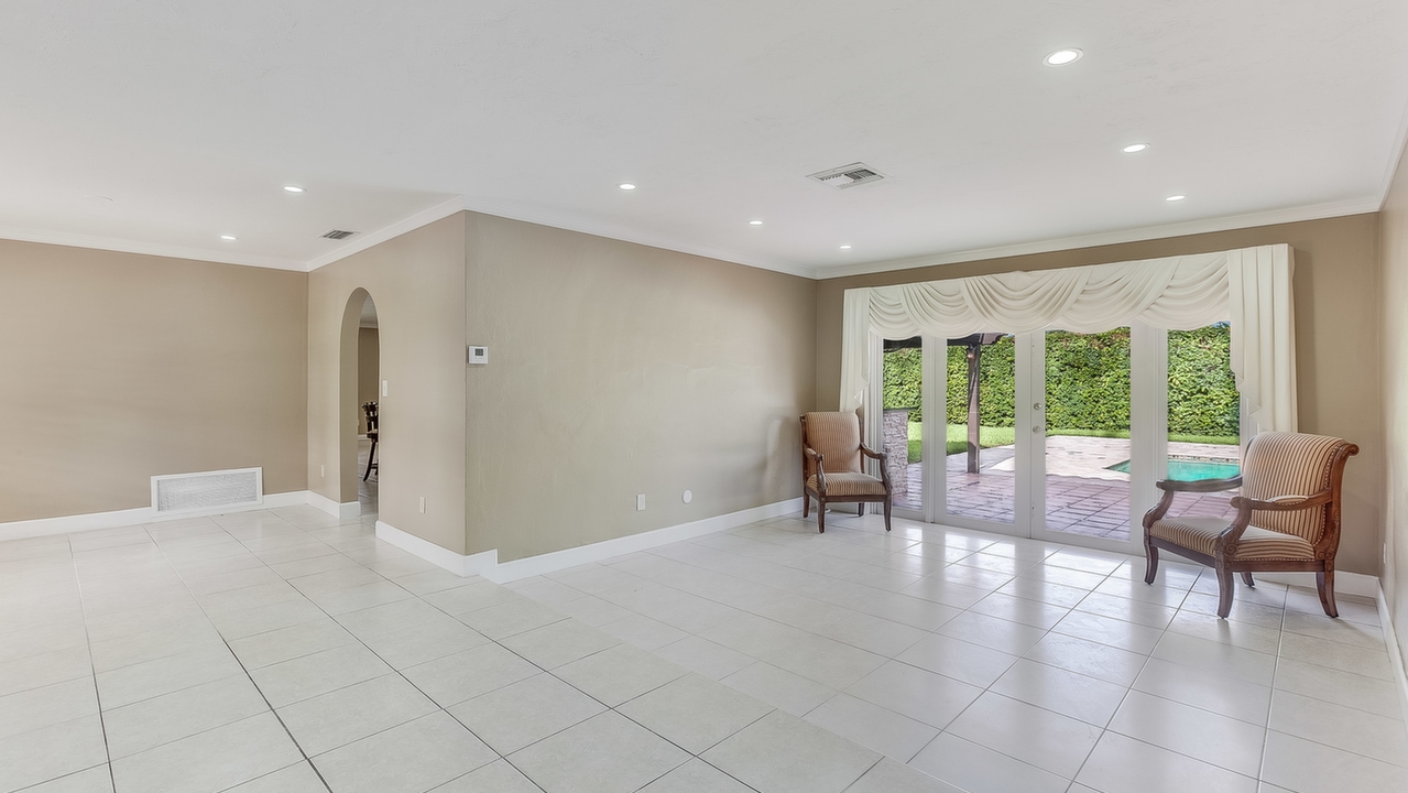 11805-SW-107th-Ave-03