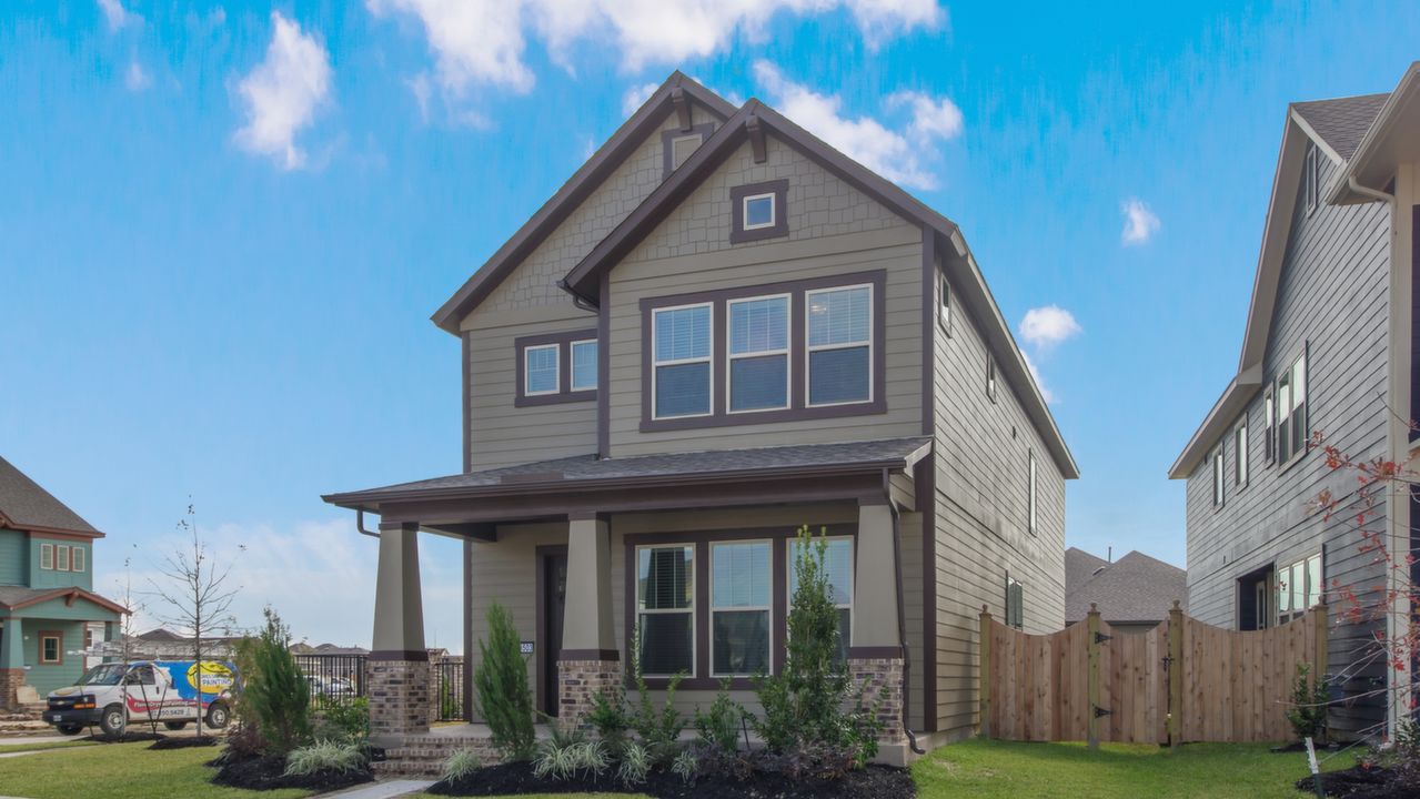 18503ProminentPark_002