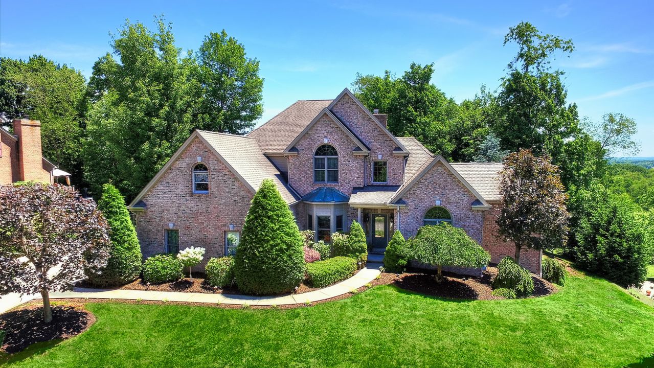 242 Erin Drive -  01