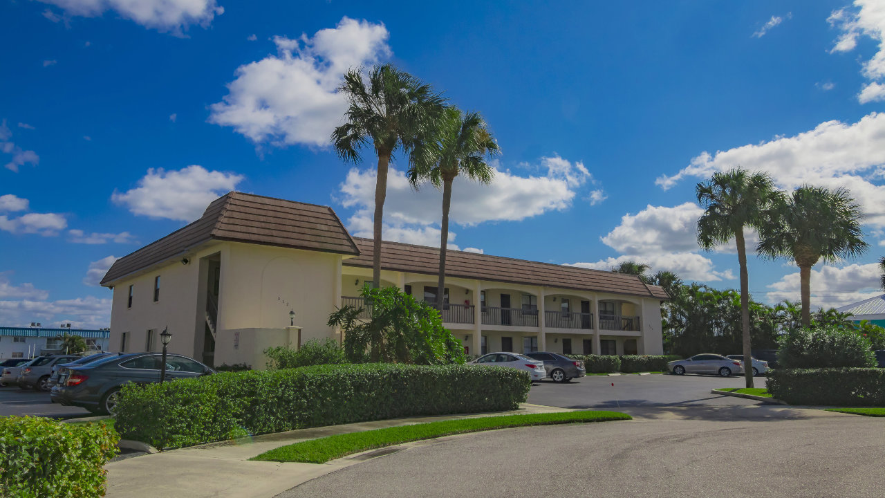 Front Entrance Nothview