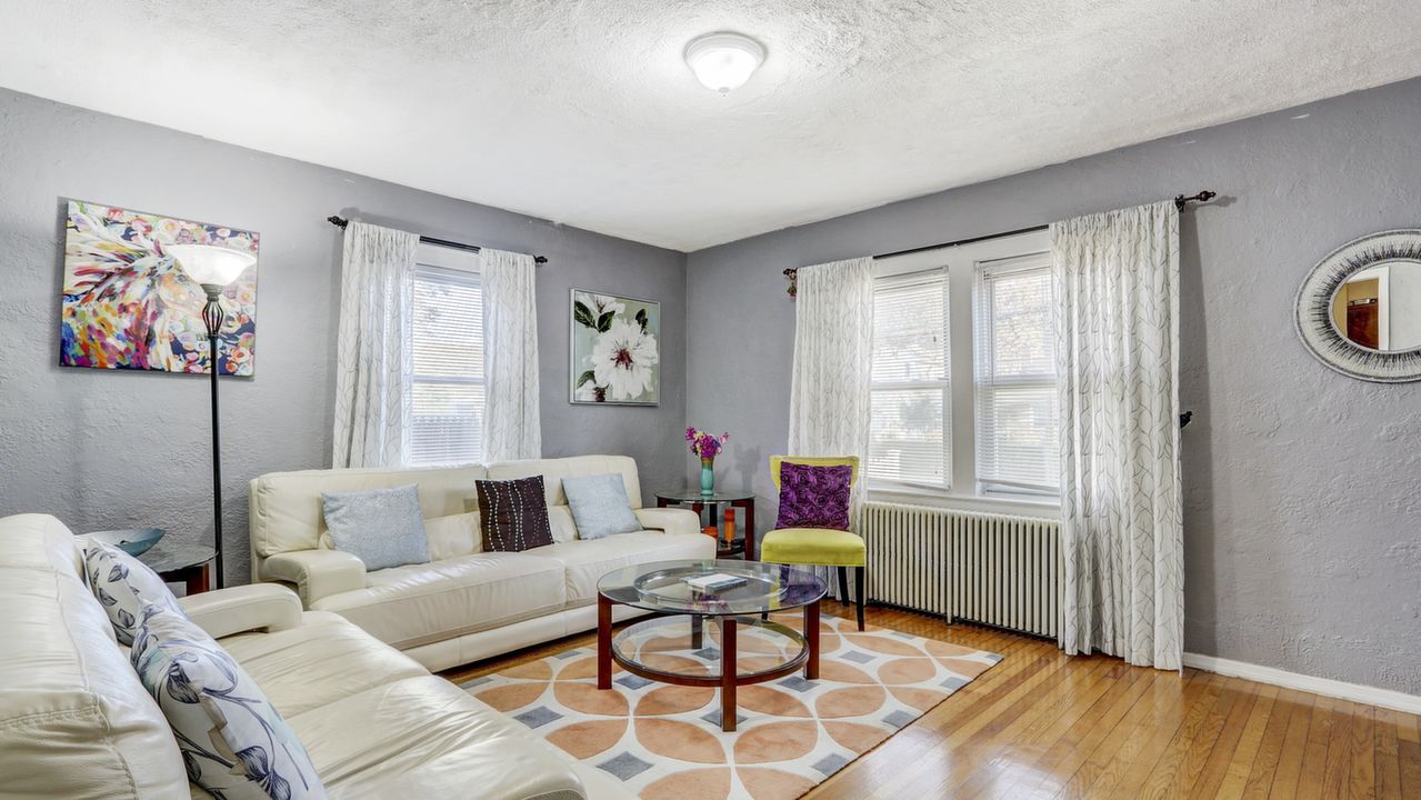 19 4th Ave, Westbury, NY, 11590 Scene 4