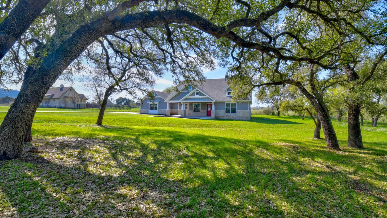 107 Wranglers Way, Burnet, TX, 78611 Scene 2