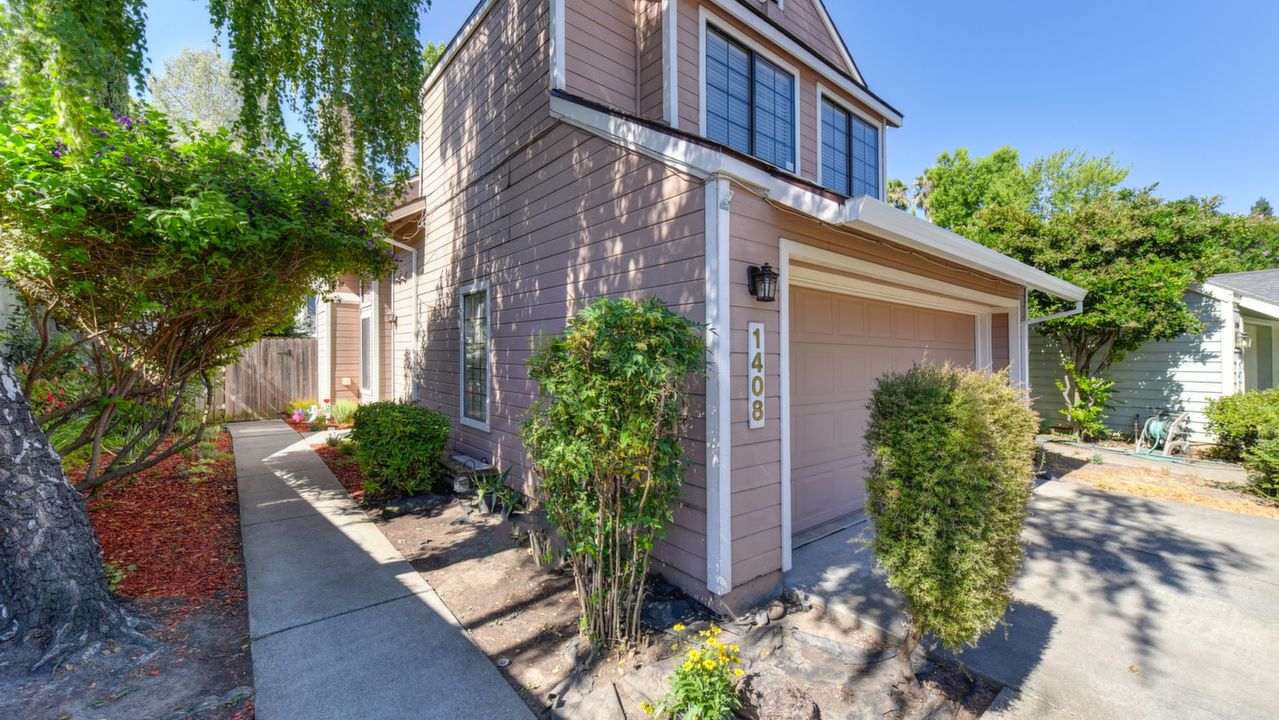 1408 Helmsman Way, Sacramento, CA, 95833 Scene 4