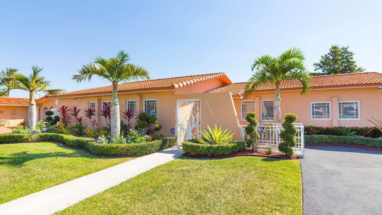 1721-SW-103rd-Ave-02