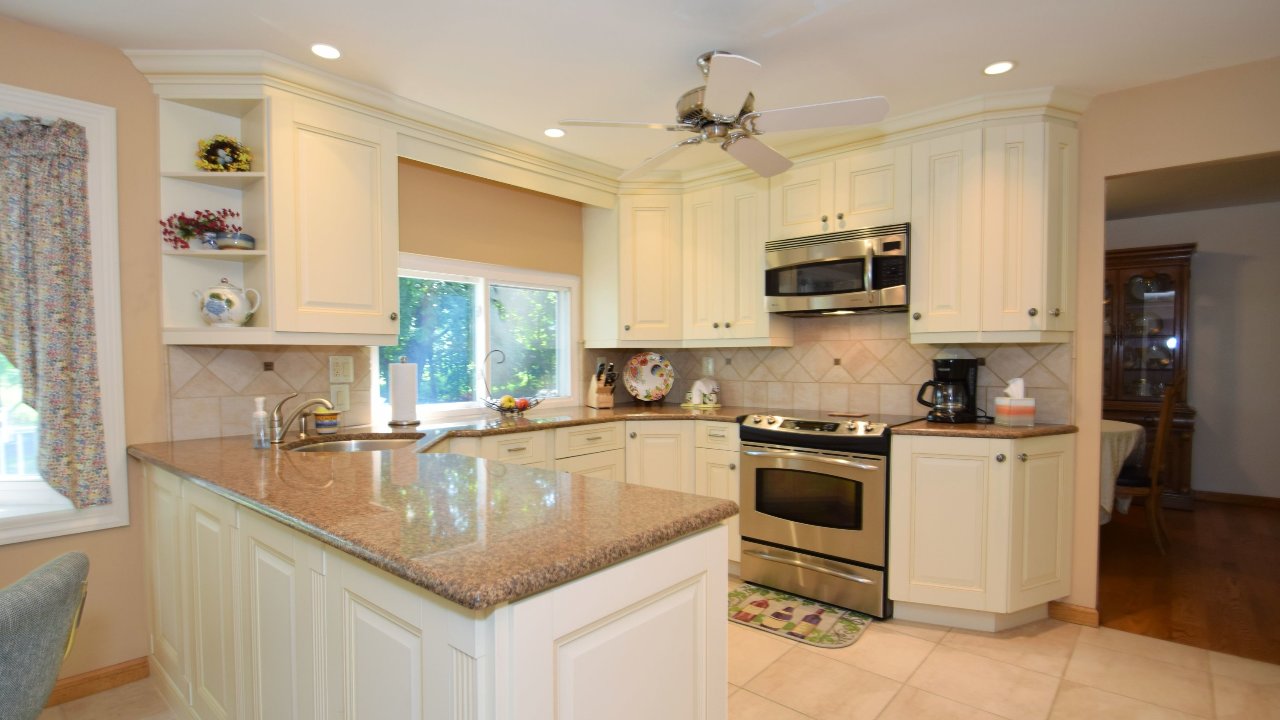 601 Dehaven Dr, Lansdale, PA, 19446 Scene 3