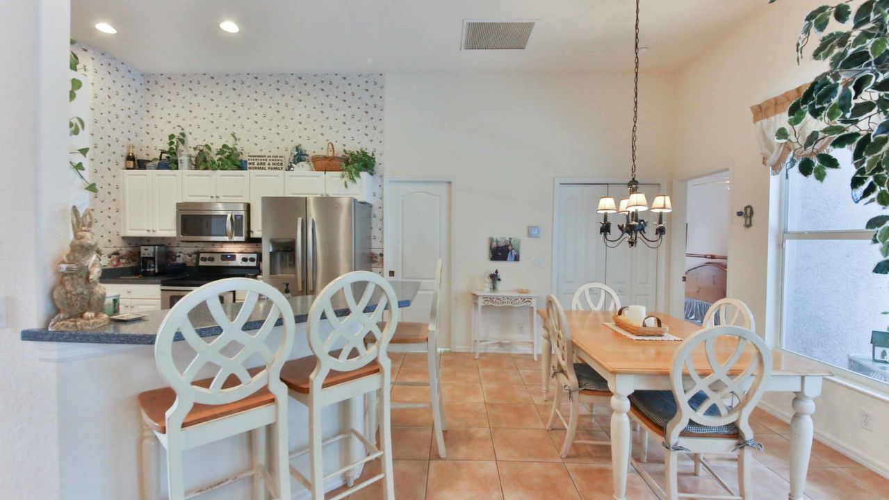 Kitchen and Casual Dining