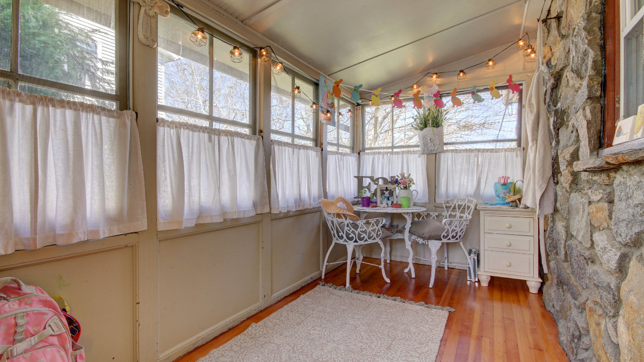 Indoor Porch