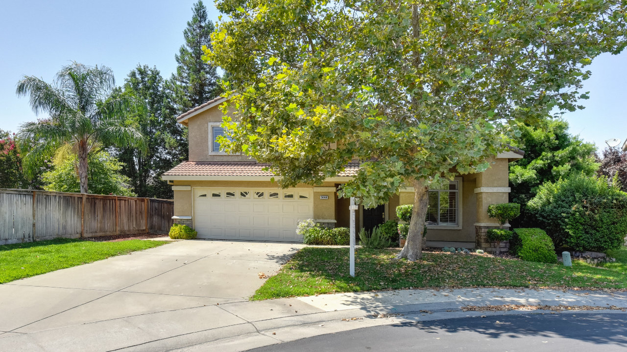 9444 Crystal Shore Lane, Elk Grove, CA, 95758 Scene 1